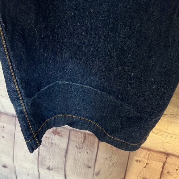 size 42 all elastic waistband pull up jean. Two side slit pockets. Exc condition - Picture 3 of 6
